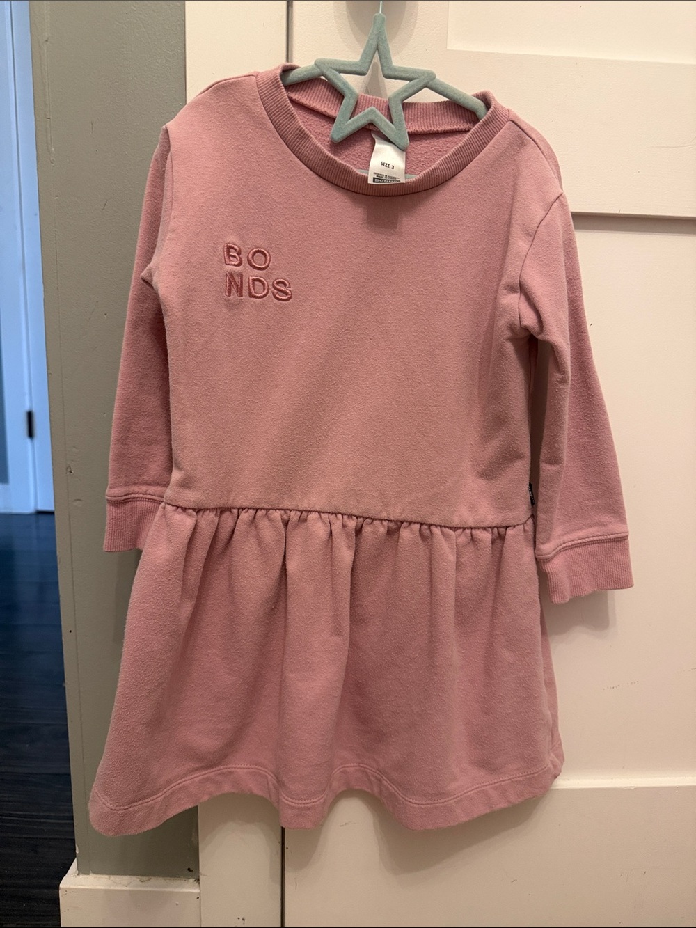 ✨5/$25✨Bonds Pink Long-Sleeve Gathered Dress
